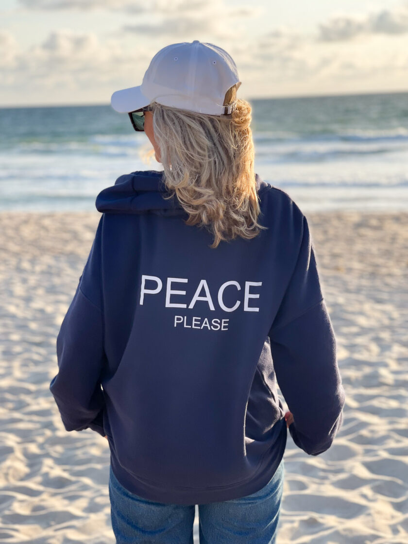 Hoodie Dunkelblau mit Peace Please – Bild 2