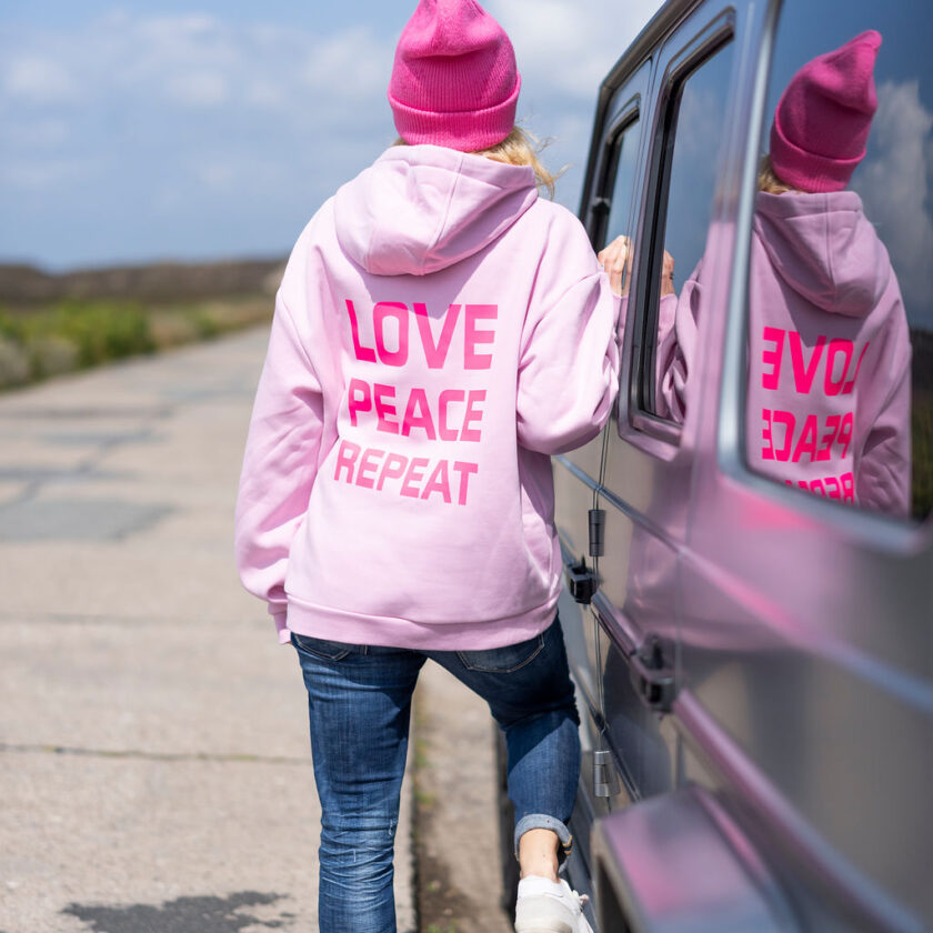 Hoodie LOVE PEACE REPEAT