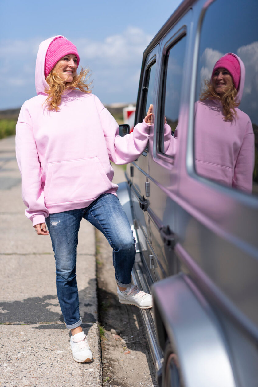 Hoodie LOVE PEACE REPEAT – Bild 3